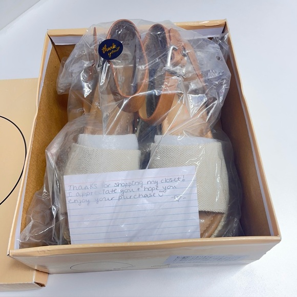 Imperfect Soda Stylish Espadrille Sandals open toe buckle ankle sz 7 tan brown - Picture 10 of 12